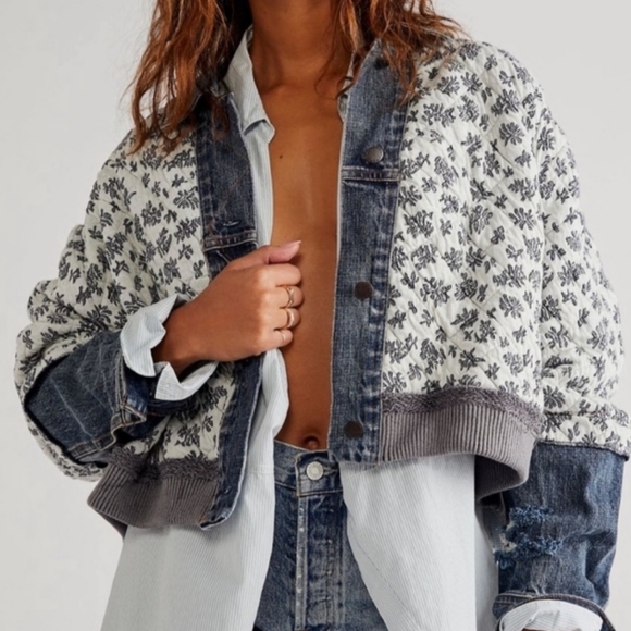 Free People Jackets & Blazers - Free People Ditsy Denim Oversized Jacket M/L